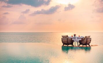 Lükste Tektonik Kayma: Gösteriş Gidiyor, Deneyim Geliyor